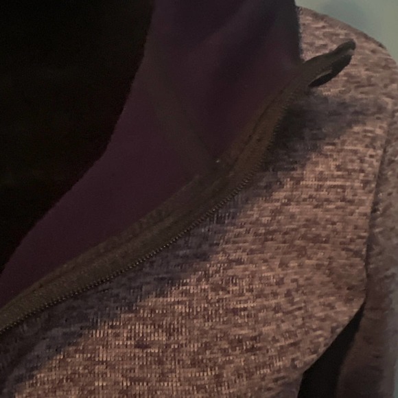 Nike Dri Fit jacket with Hood and Thumbholes- M - Picture 2 of 9